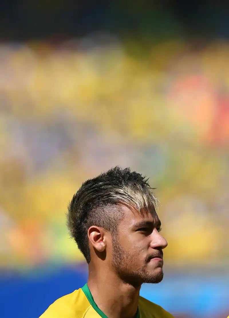 年终于捧起 年终于捧起